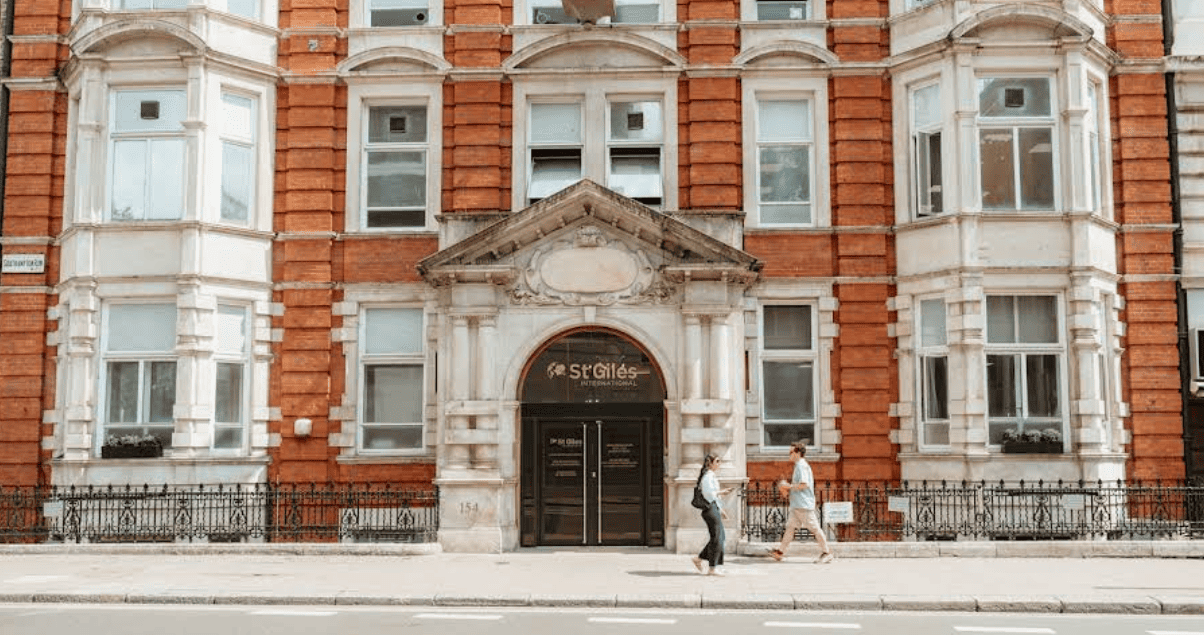 St.Giles London Central 倫敦校區